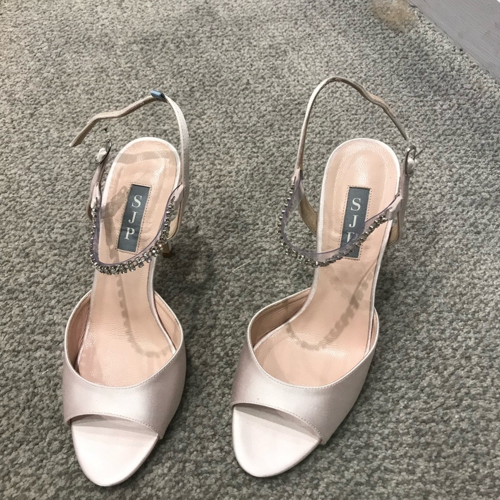 SJP Ivory Wedding Shoes with ‘Diamond’ Ankles Size 37 (7)